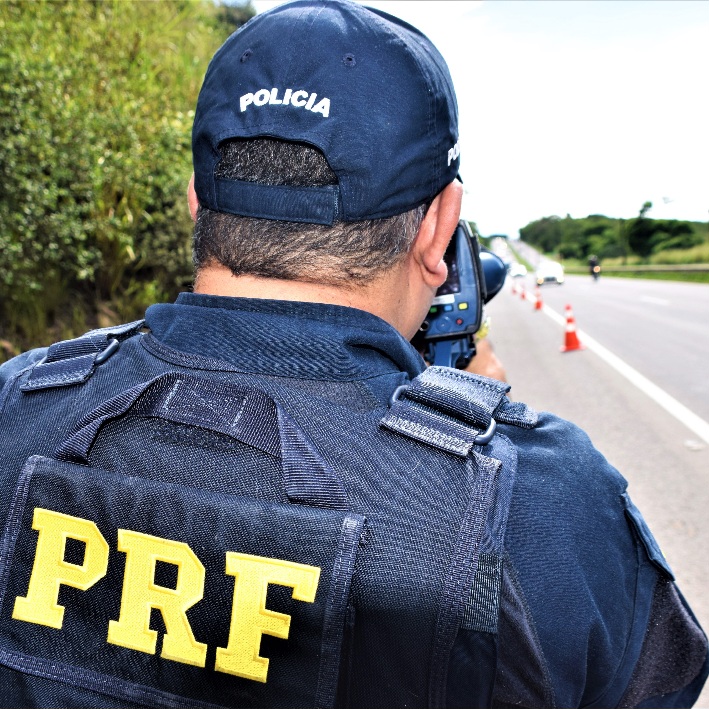 Domingo marcado por flagrantes de excesso de velocidade nas estradas baianas