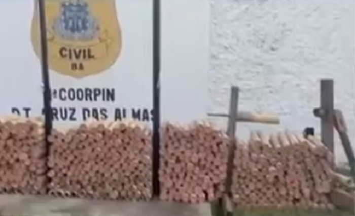 Mais de 500 espadas são apreendidas na Bahia; uso de artefatos explosivos é proibido