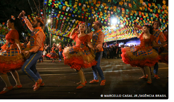 Festa popular preferida do brasileiro é a junina, e não o carnaval, diz pesquisa