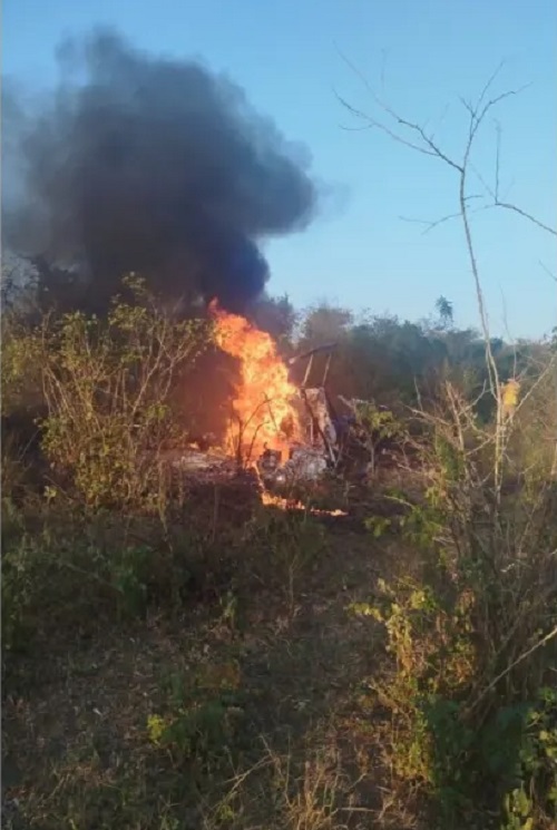 Helicóptero cai em Caruaru, interior de Pernambuco