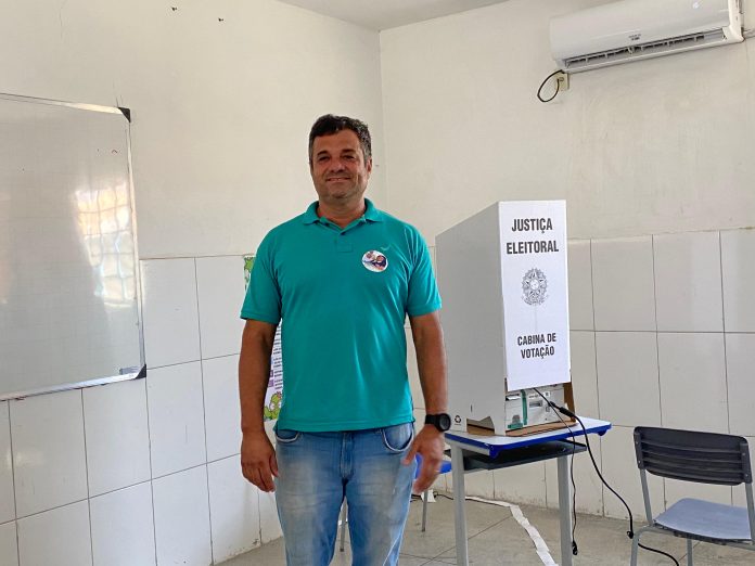 “Eu sou o cidadão que mais me esforcei para praticar a cidadania e a democracia dessa cidade", dispara Dr. Marcos após exercer seu voto