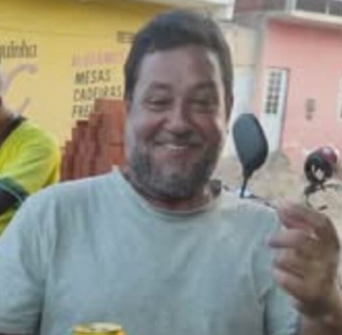 Homem de 38 anos foi assassinado com golpes de faca, em Juazeiro; autor já foi identificado