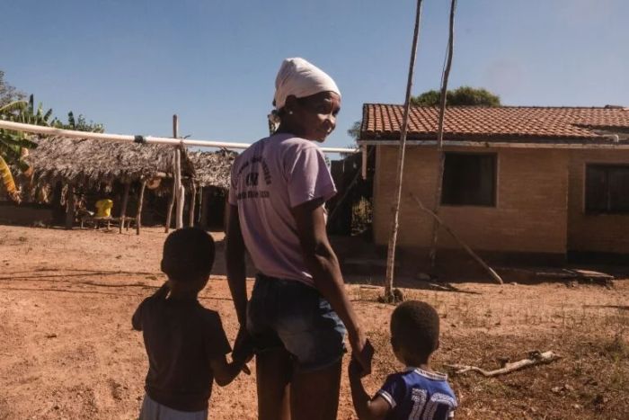 “Os pequenos agricultores são os primeiros a sentir o impacto das mudanças climáticas, o que reduz a oferta de alimentos e aumenta os preços", diz relatório