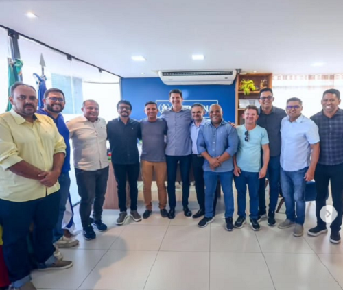 Prefeito Simão Durando recebe presidente e integrantes da nova mesa diretora da Câmara de Petrolina