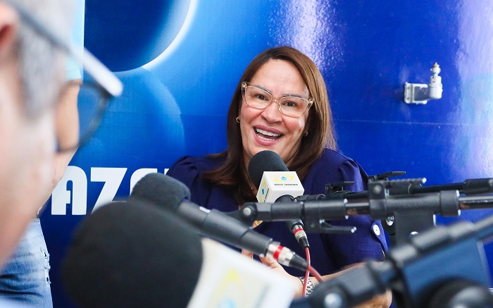 Suzana Ramos se destaca em entrevista propositiva na Rádio Juazeiro: "Destravei a travessia urbana, fiz muito e vou fazer muito mais", diz assessoria