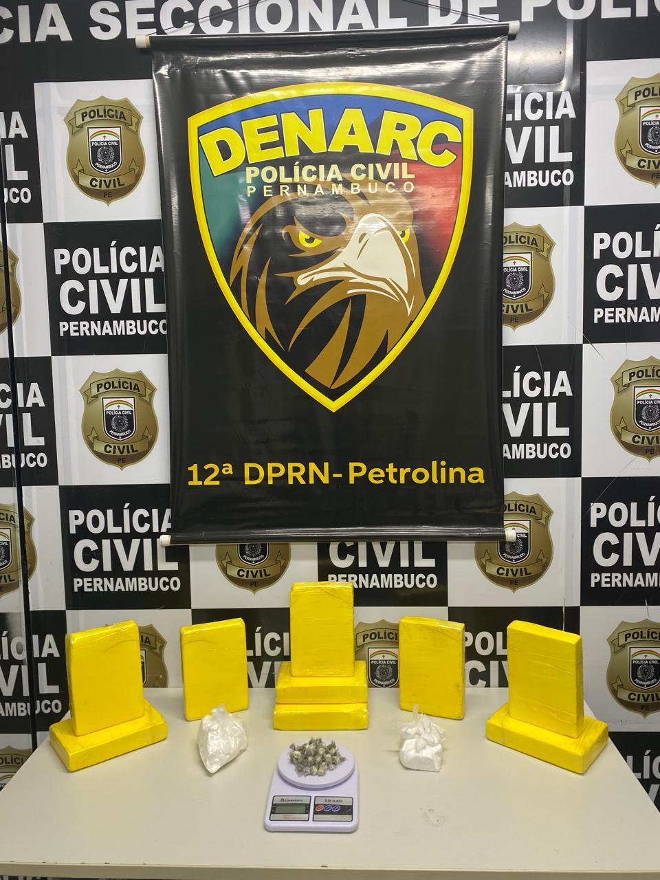 Investigação da 12ª DENARC resulta em apreensão de mais de 10 quilos de cocaína no bairro São Gonçalo em Petrolina (PE)