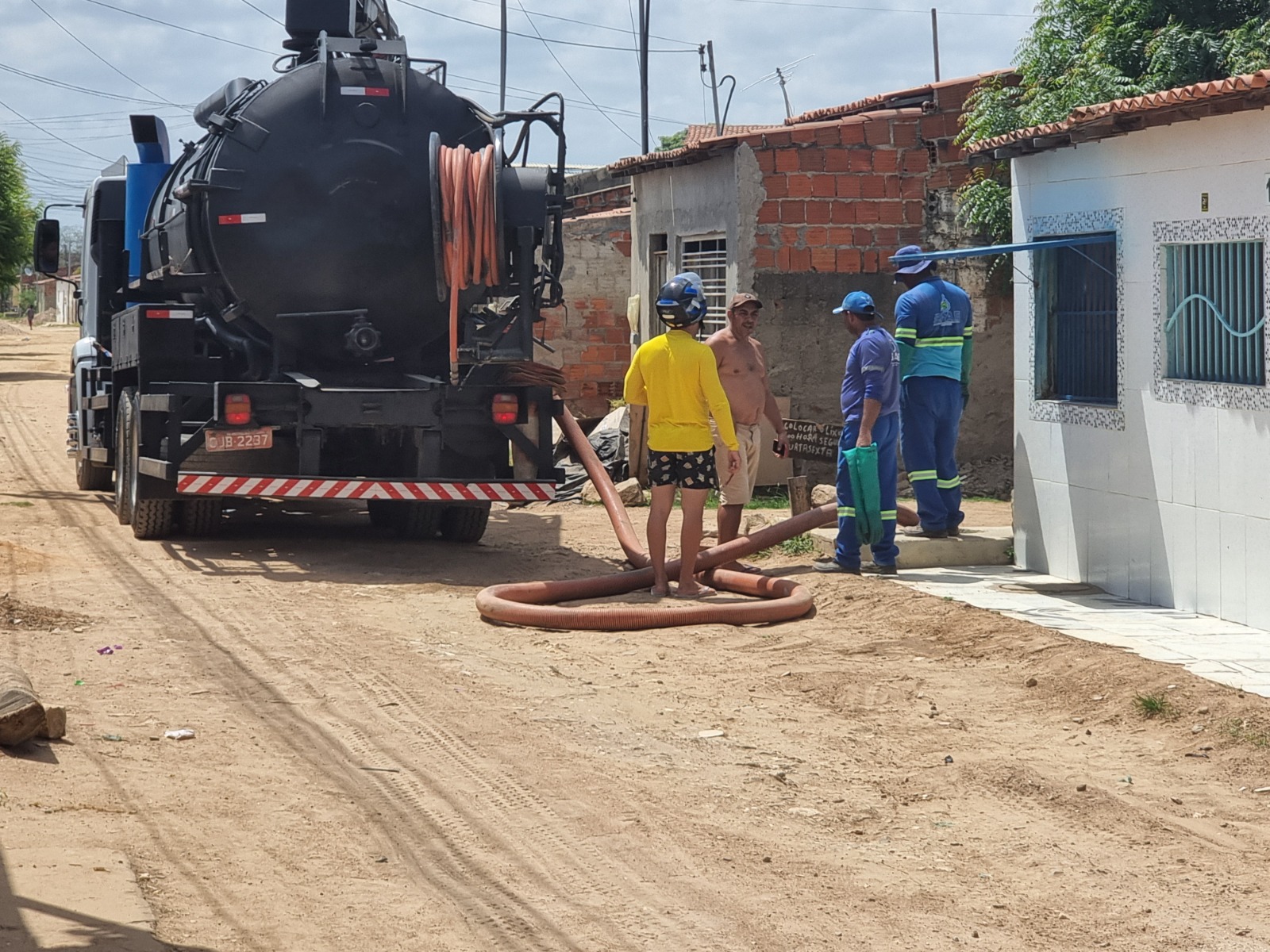 Moradores de Juazeiro contam com o SAAE para reduzir os transtornos causados pelas chuvas 