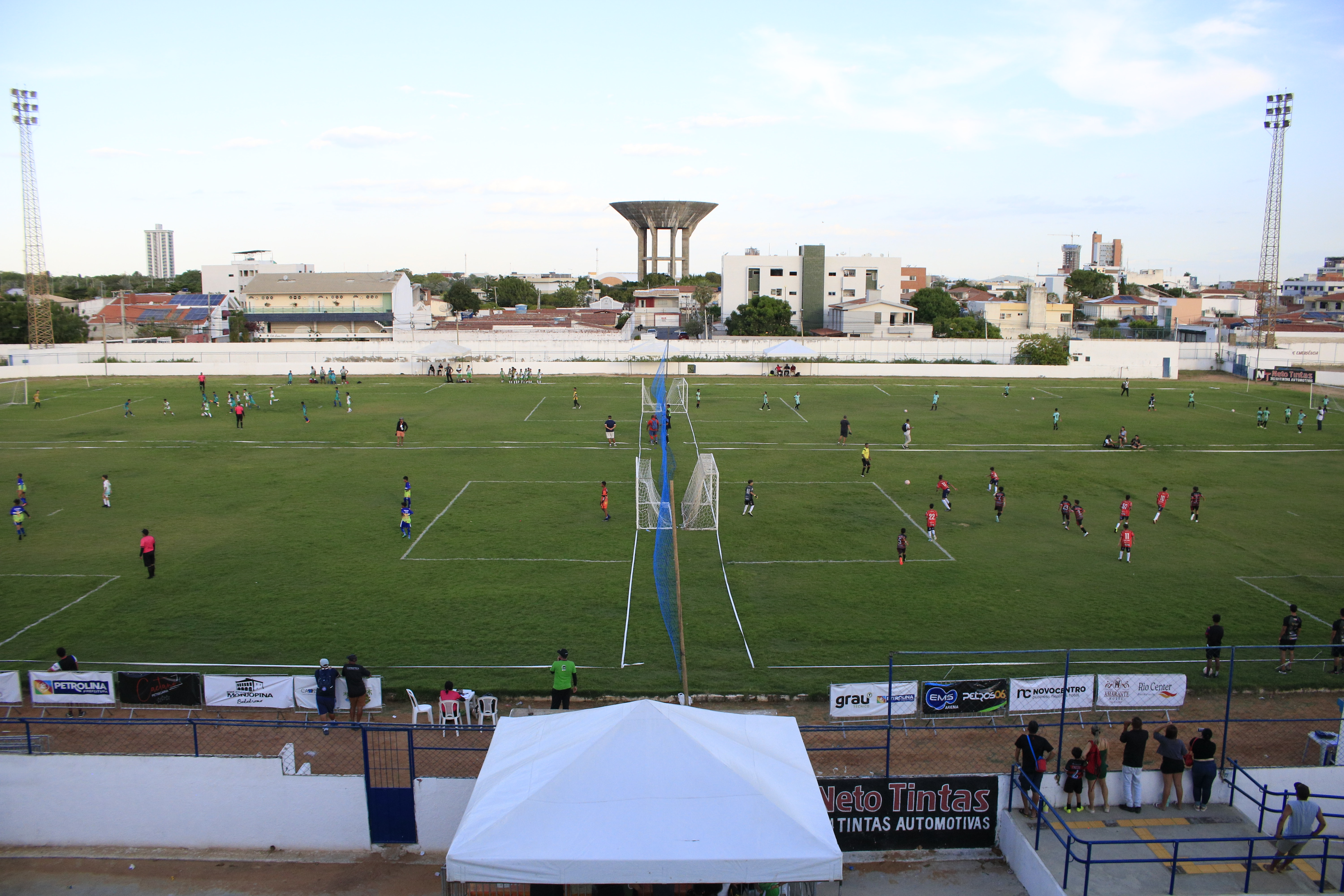 Petrolina (PE) celebra sucesso da II F1Cup Nordeste: maior torneio de futebol de base da região