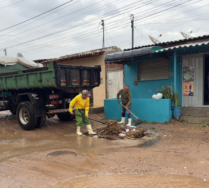 Prefeitura de Juazeiro age rápido para minimizar impactos das fortes chuvas na manhã desta segunda-feira, diz assessoria