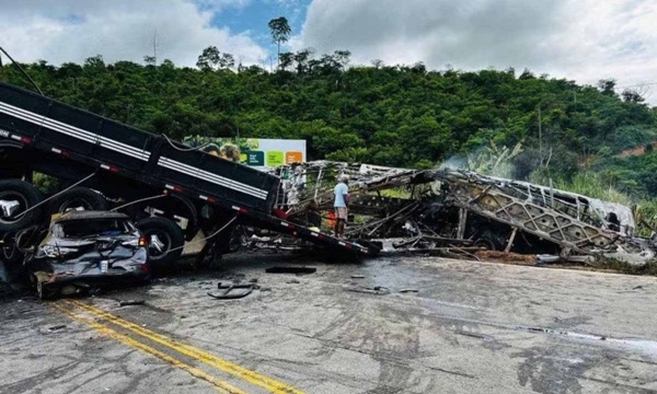 Espera para identificação traz angústia a parentes dos 41 mortos da BR-116