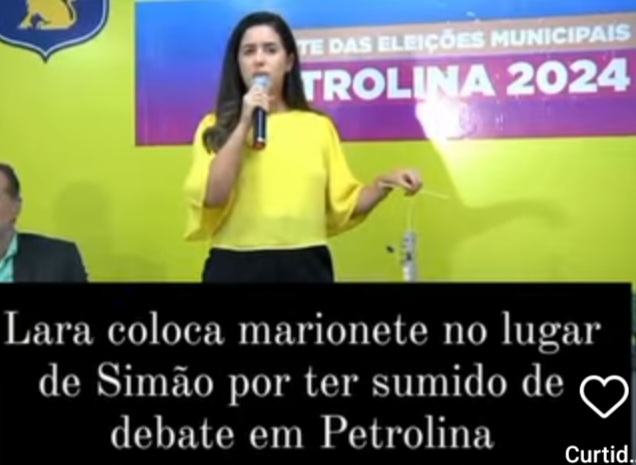 Candidata do PL ironiza Simão Durando de prefeito fujão e coloca marionete como forma de protesto durante debate