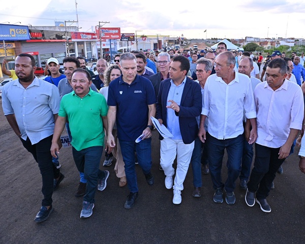 Prefeito Andrei e ministro Renan Filho realizam vistoria nas obras da Travessia Urbana em Juazeiro