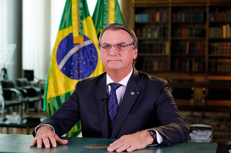 Moraes não aceita recurso de Bolsonaro e mantém depoimento