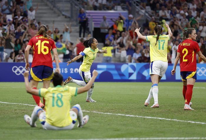 Paris-2024: Brasil goleia a Espanha na semifinal e se classifica para final do futebol feminino