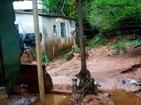 Após gastarem milhões com shows, cidades pedem ajuda contra chuva