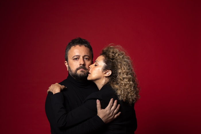 “Chico Buarque - Um Outro Olhar” NU’ZS duo apresenta show com canções de Chico Buarque, pela primeira vez, em Petrolina