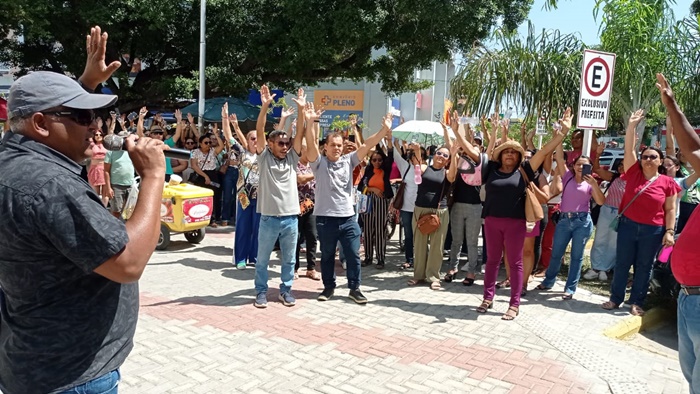 Juazeiro: APLB-Sindicato dos Trabalhadores em Educação realiza protesto na manhã desta quarta-feira (31)