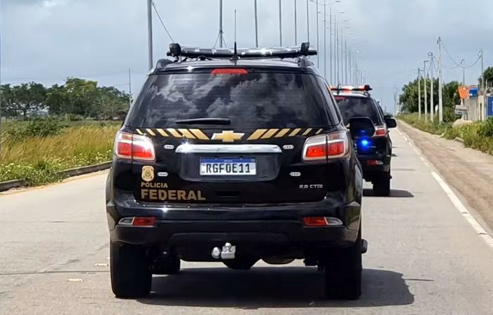 Cinco pessoas são presas durante operação da PF que investiga empréstimos fraudulentos na Bahia e Sergipe