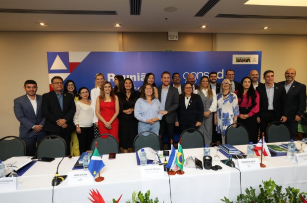 Mudanças no Ensino Médio e PNE são destaques do primeiro dia de reunião do Consed, na Bahia