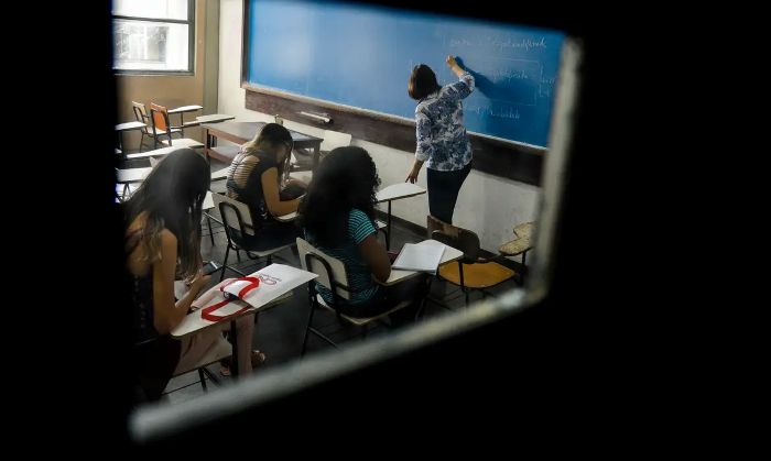 Matrícula para 2025 acontecerá entre os dias 13 e 21 de janeiro na rede Estadual de Ensino Bahia