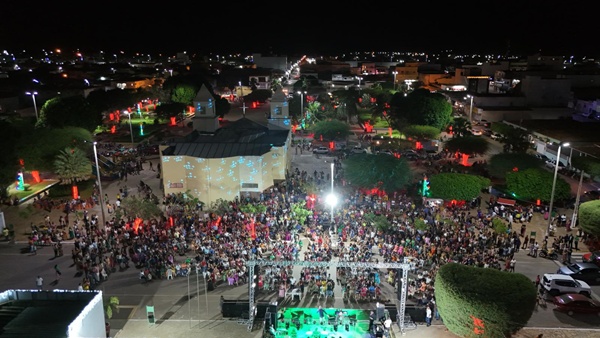 Prefeitura de Sento-Sé realiza Culto de Ações de Graças em noite de fé e emoção