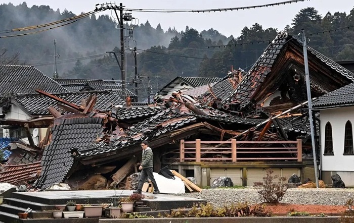 Dois terremotos abalam a costa do Japão