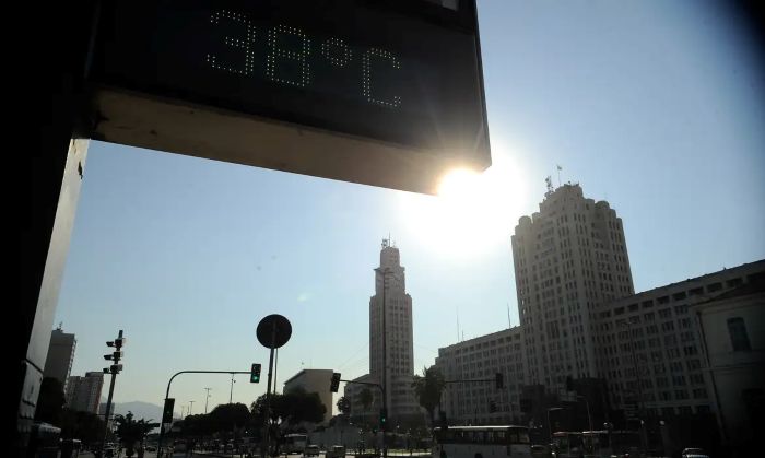 Verão começa e previsão no sertão é temperatura máxima de 38ºC neste início da estação