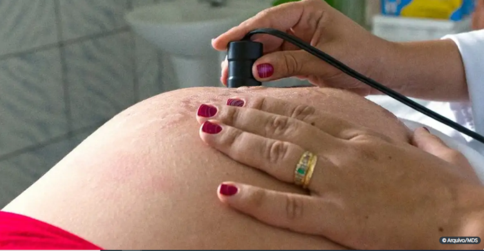 Médicos alertam gestantes sobre importância da vacinação no pré-natal